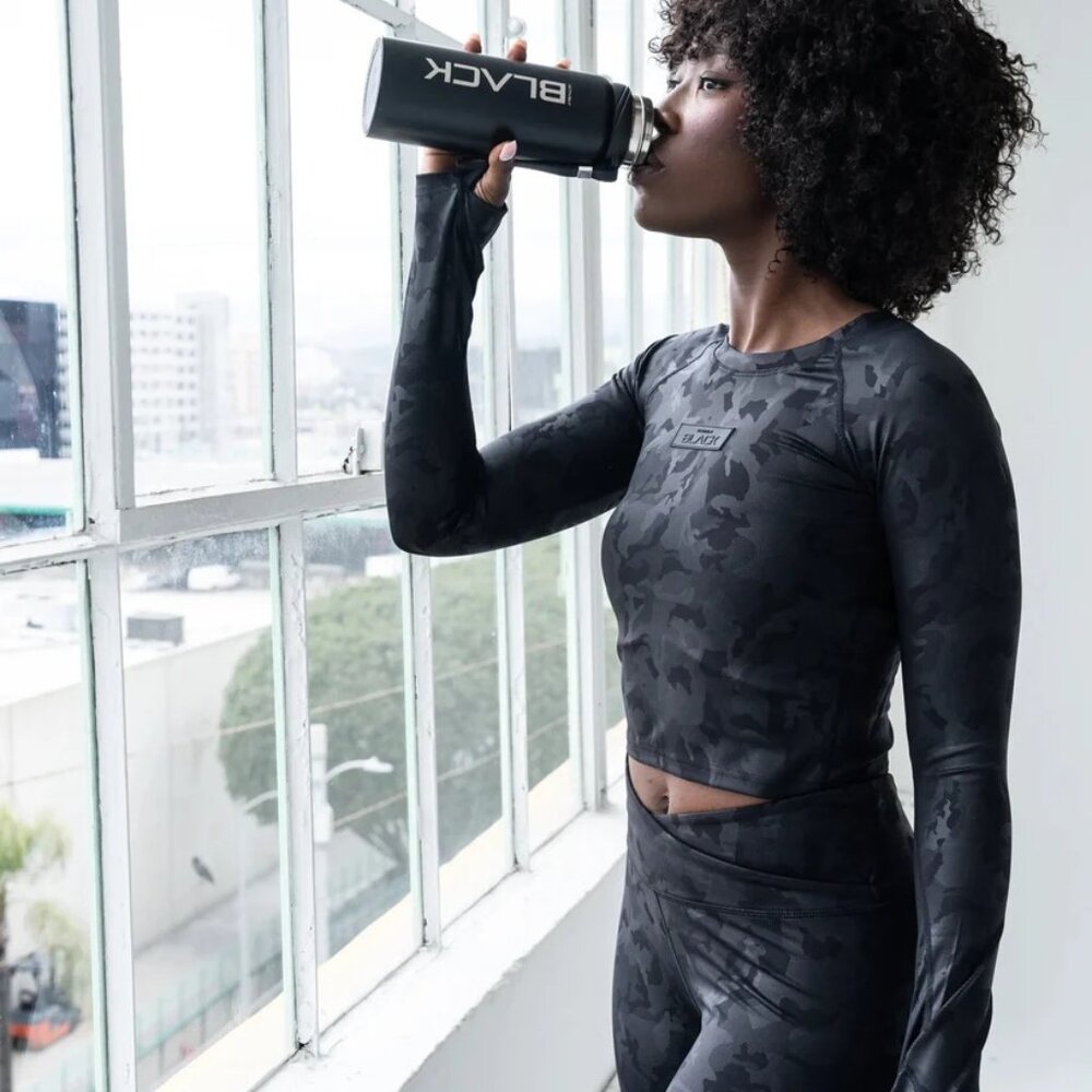Women's Black Camo 2.0 Longsleeve Crop Shirt (Set)